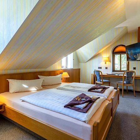 Hotel Zur Post Schönheide Extérieur photo